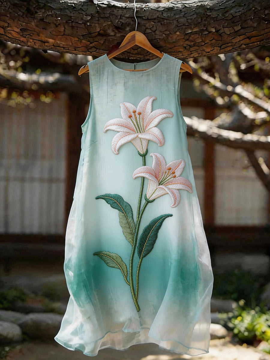 Women's Classy Lily Floral Embroidery Pattern Flowy Dress