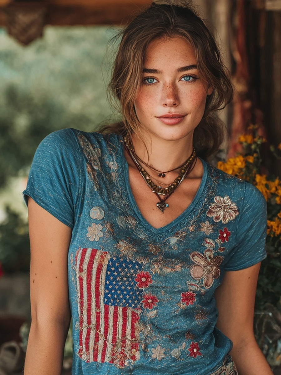 Women's Vintage American Flag Inspired Art Print Short-sleeved T-shirt